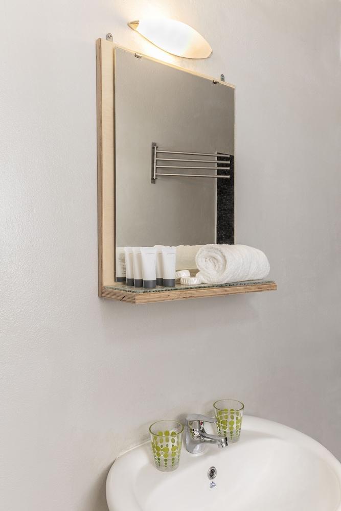 H14 Rooms & Apartments Adults Only Rhodes City Exteriör bild